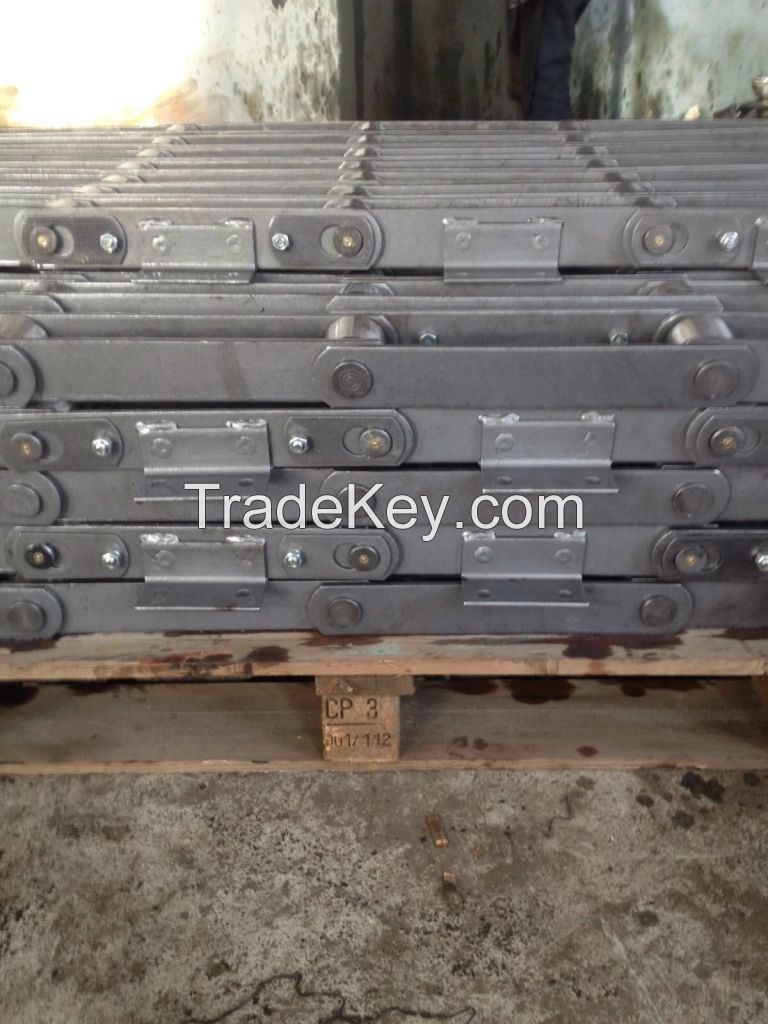 Plate feed chain, slat conveyor chain, large conveyor chain