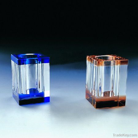 Crystal penholder