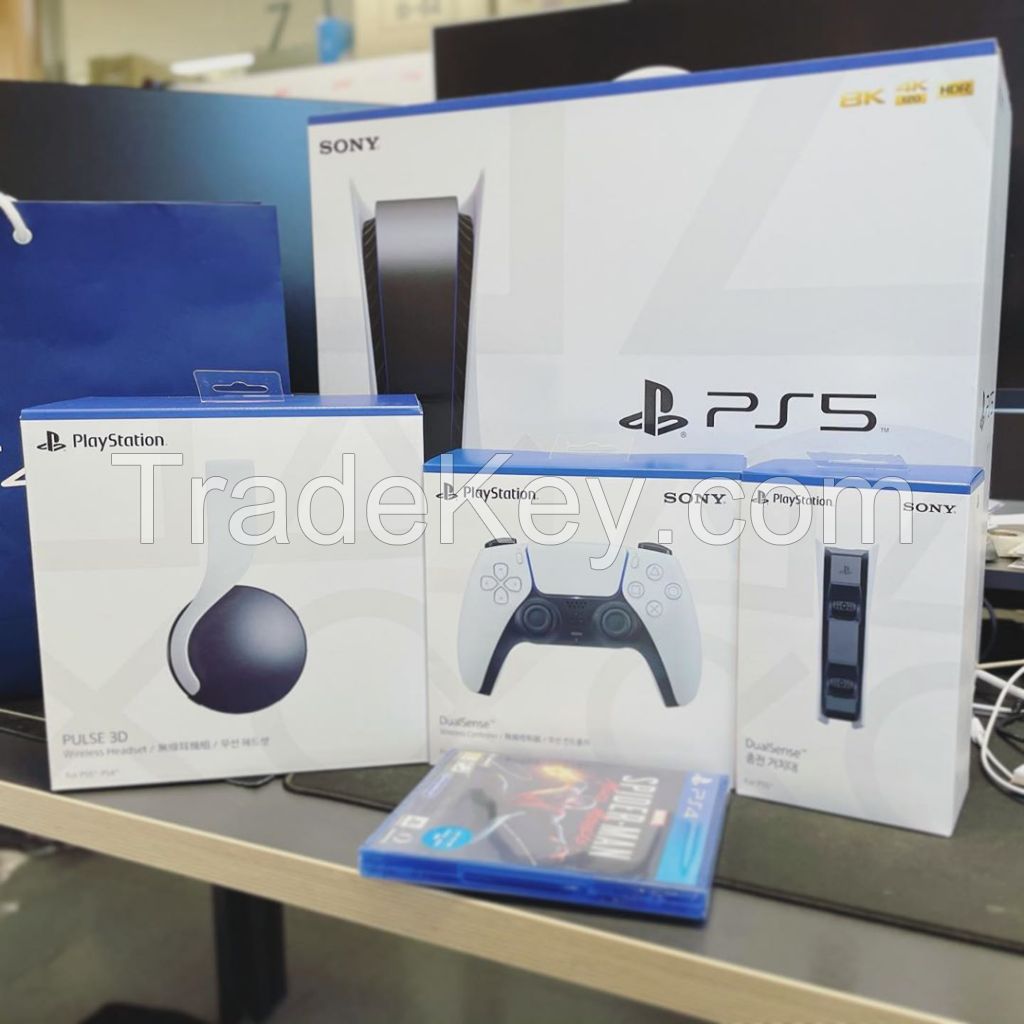 Brand New Sony Playstation 5 Pro 1tb console + 10 Free Games & 2 Controllers