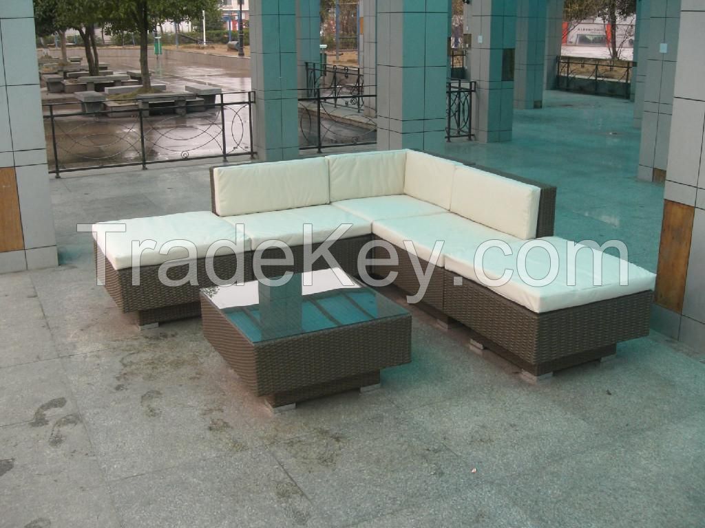 Poly rattan furniture set