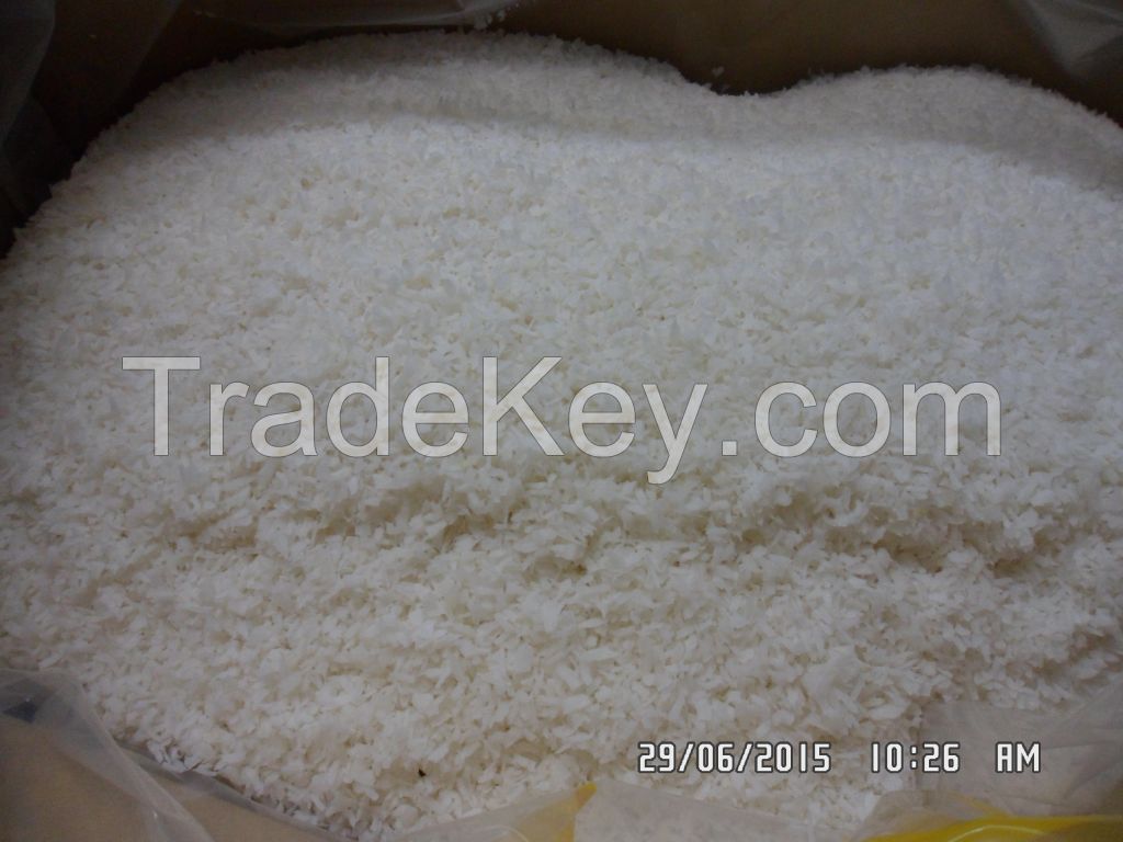 Desiccated coconut low fat (fat content 50+-5%)