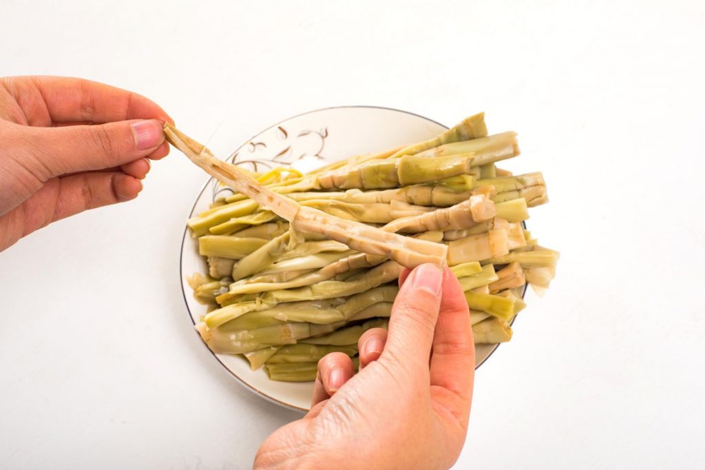 Yuanjiang Fresh Green Asparagus