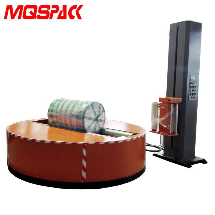 Reel stretch wrapping machine