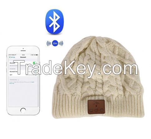 ZER Bluetooth Winter Beanie Hat
