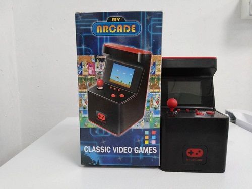 8-bit Mini Game Console Mini Arcade Game Machine Built-in 300 Games Tuv-03