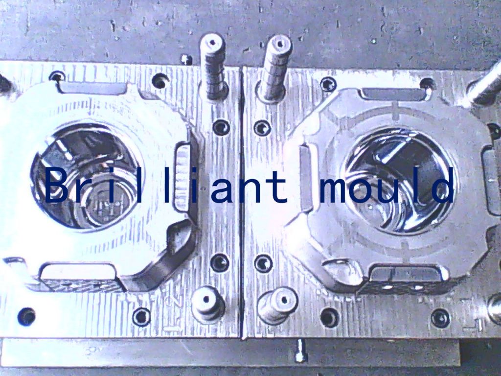 china brilliant Ultra-thin bucket mould manufacturer factory