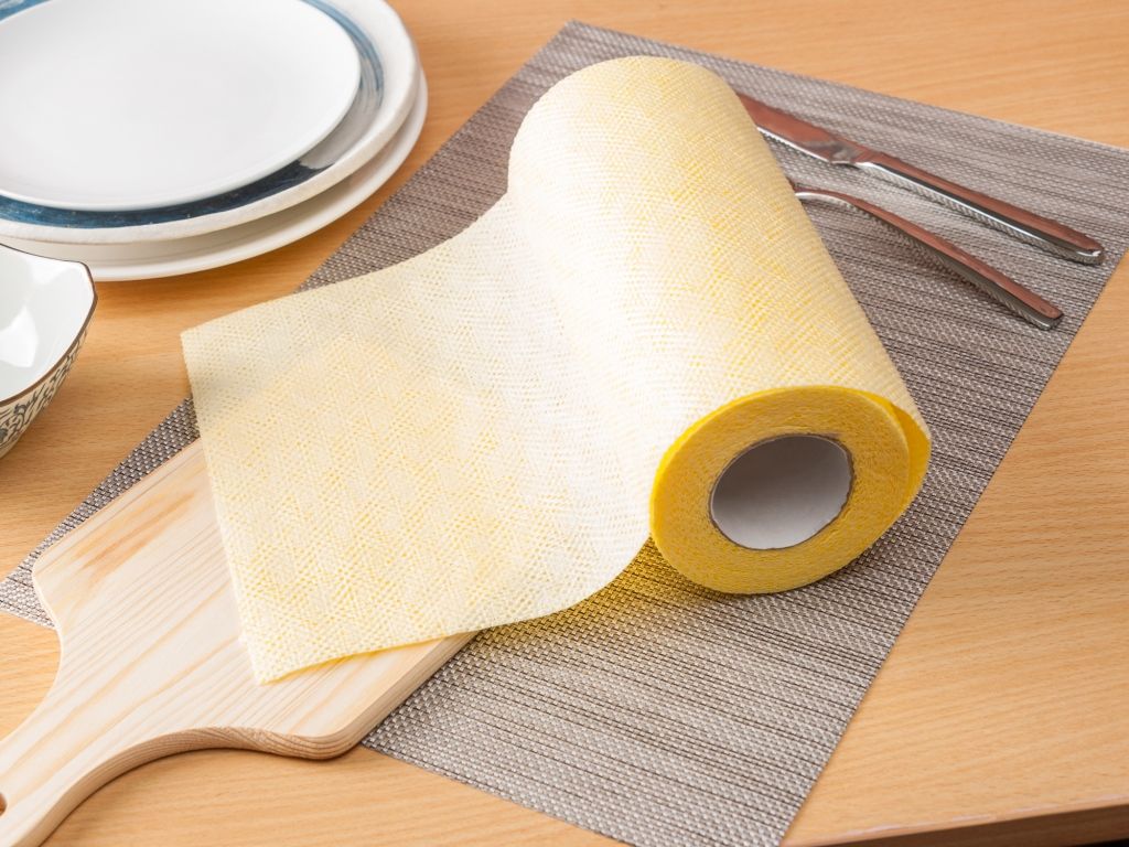 Disposable antibacterial scourer