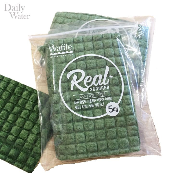 Waffle shaped disposable antibacterial scourer