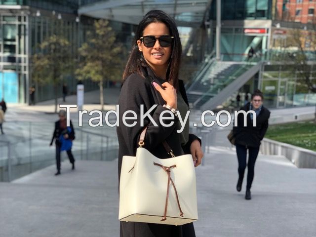 Women bags Dante Agostini Elisa 100% leather saffiano