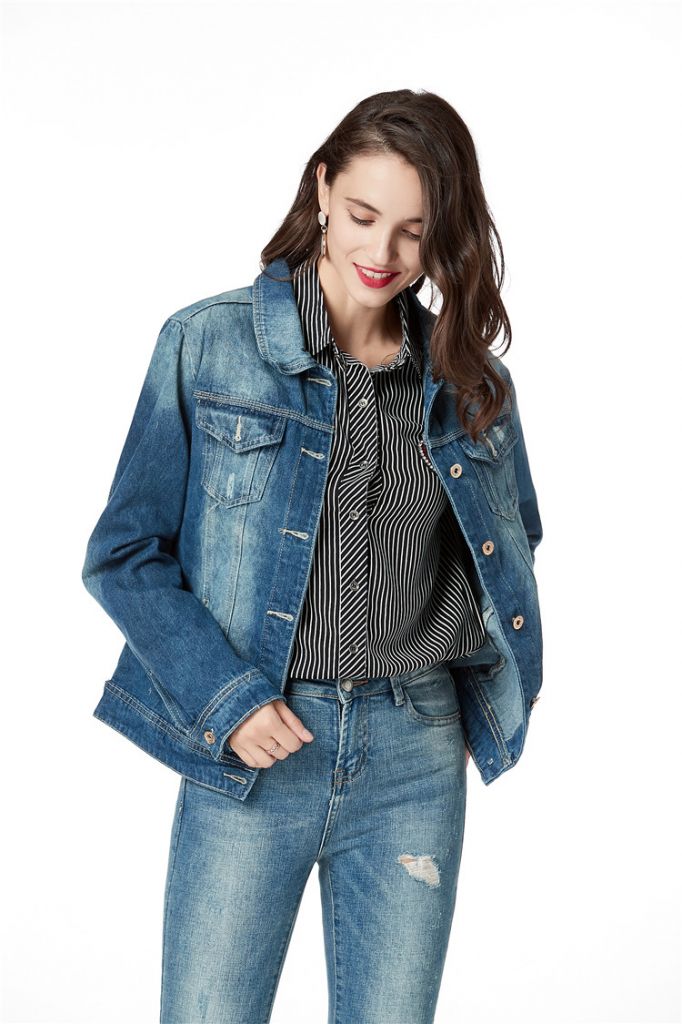 Patched embroidery denim jacket for women 