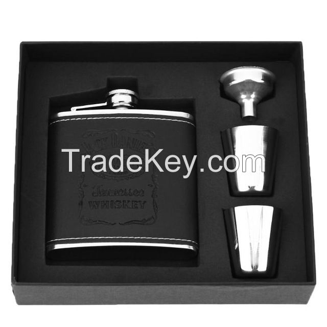 Factory Direct Sale Stainless Steel Hip Flask Gift Set With Two Shot And Funnel For