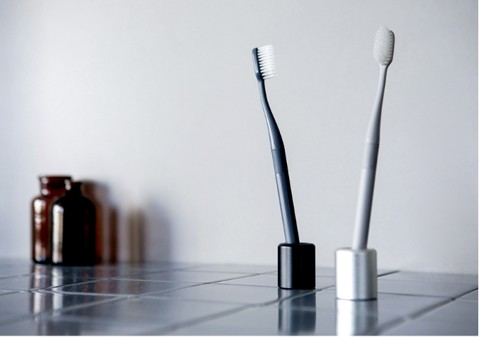 Life Modern (White, Navy, Gray, Black) - Sang Si Co.,Ltd - Adult ToothBrush