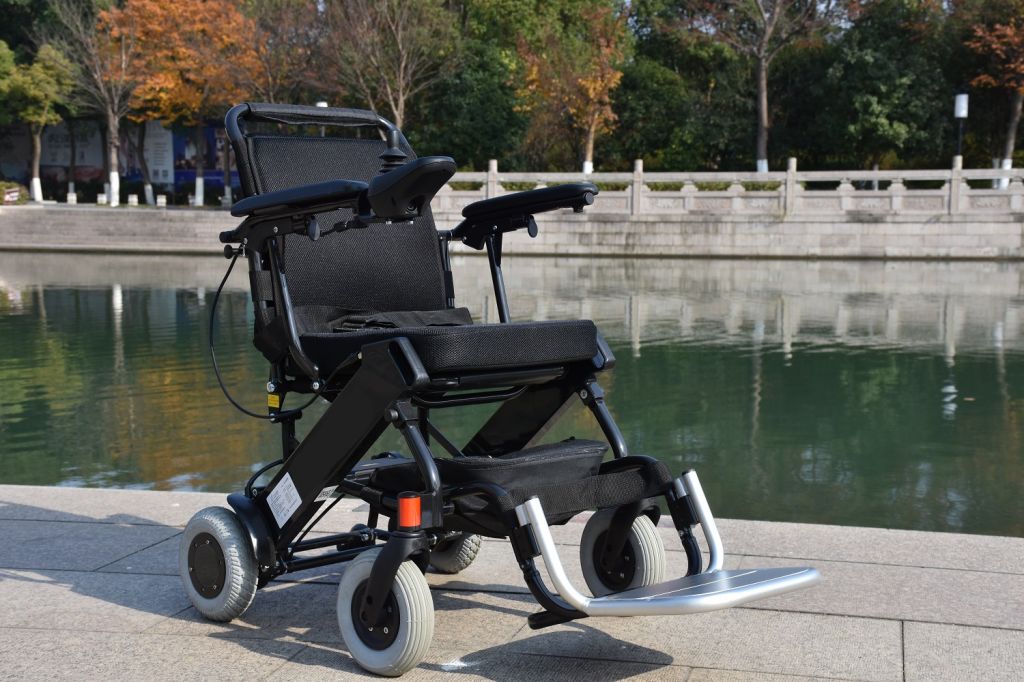 portable electric power wheelchair