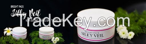 Silky Veil Whitening Pack