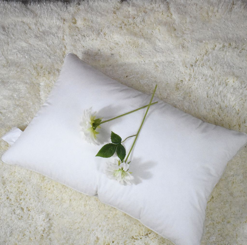 White hotel pillow quality hotel polyester pillow insert