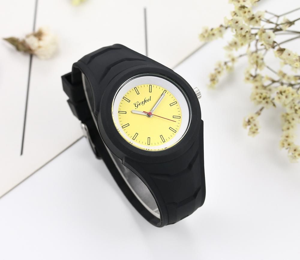 New Fashion Stainless Steel Watch With Janpan Movt Plastic Strap Wristwatch