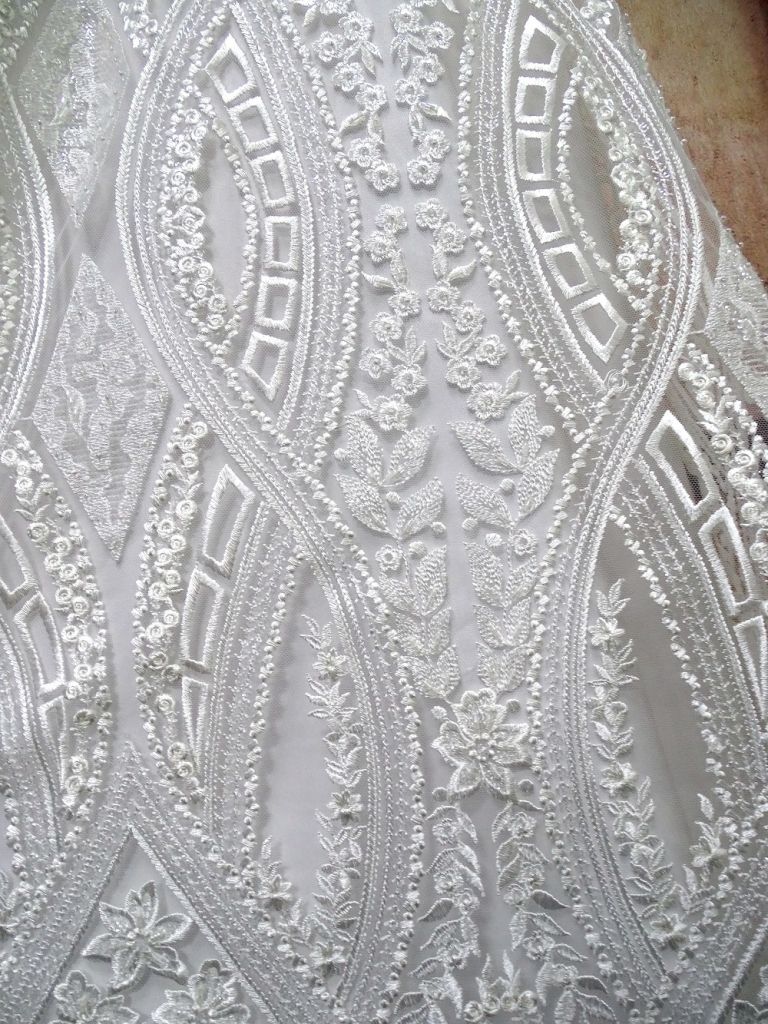 Embroidery all over fabrics/White bridal laces/Lace fabric with beaded applique for wedding dress