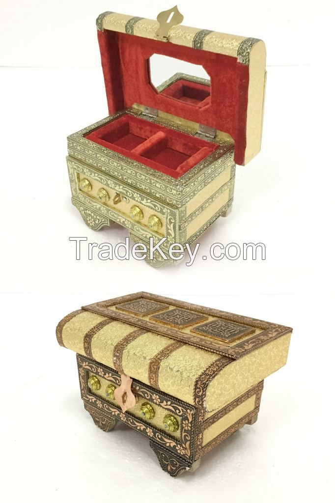 Artificial Leather Finish Treasure Chest