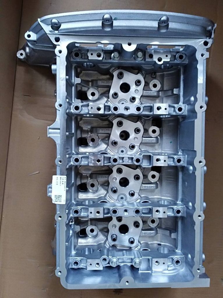 Ford Transit original cylinder head , 1740108, T215871, BK3Q-6049-AE, FoMoCo