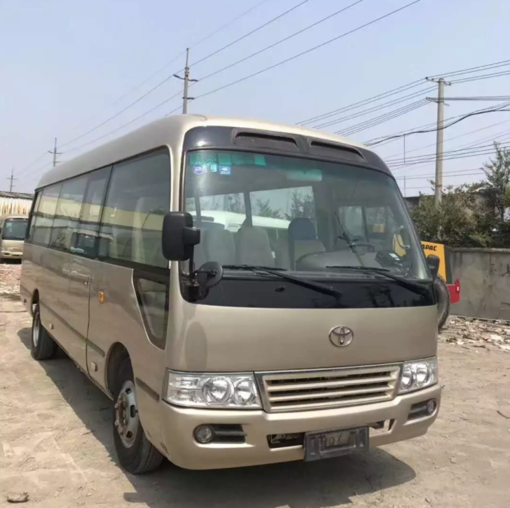 used coach toyota Hiace with 14 seats for sale from japan