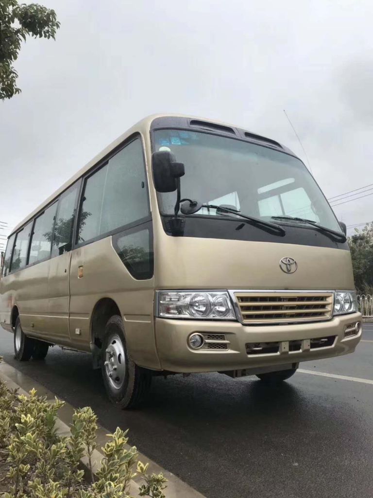 used japan coaster mini bus  20-30 seats in good condition