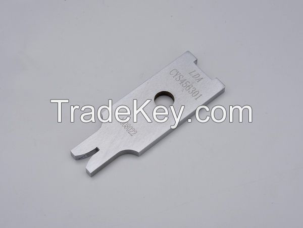 Terminal crimping blade