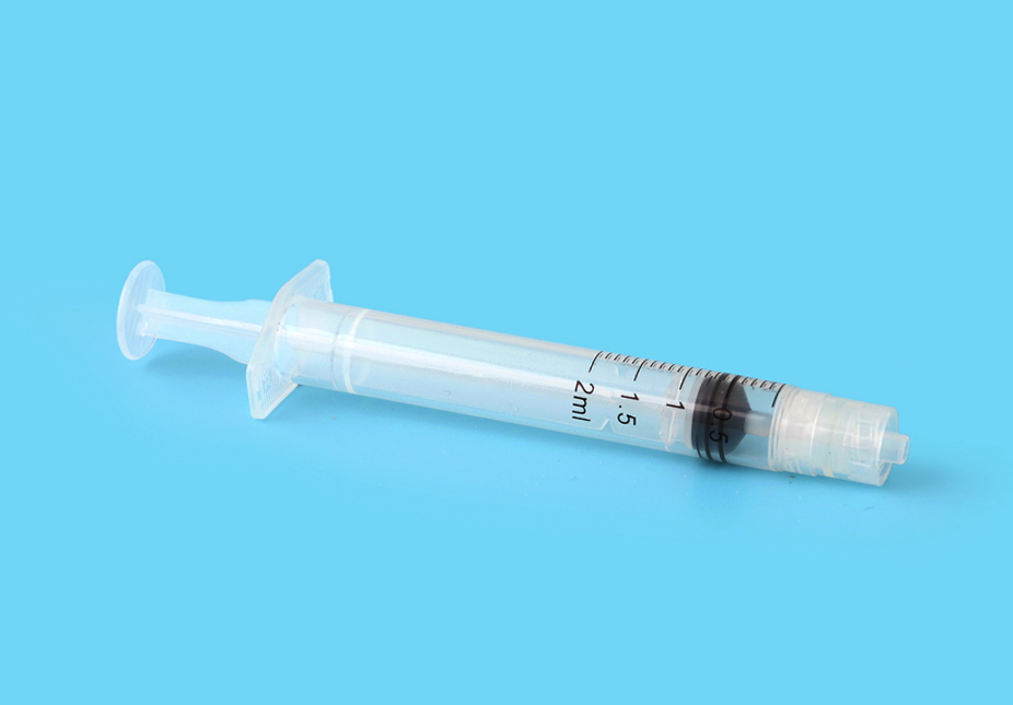 Safety Syringe With Retractable Needles 2ML