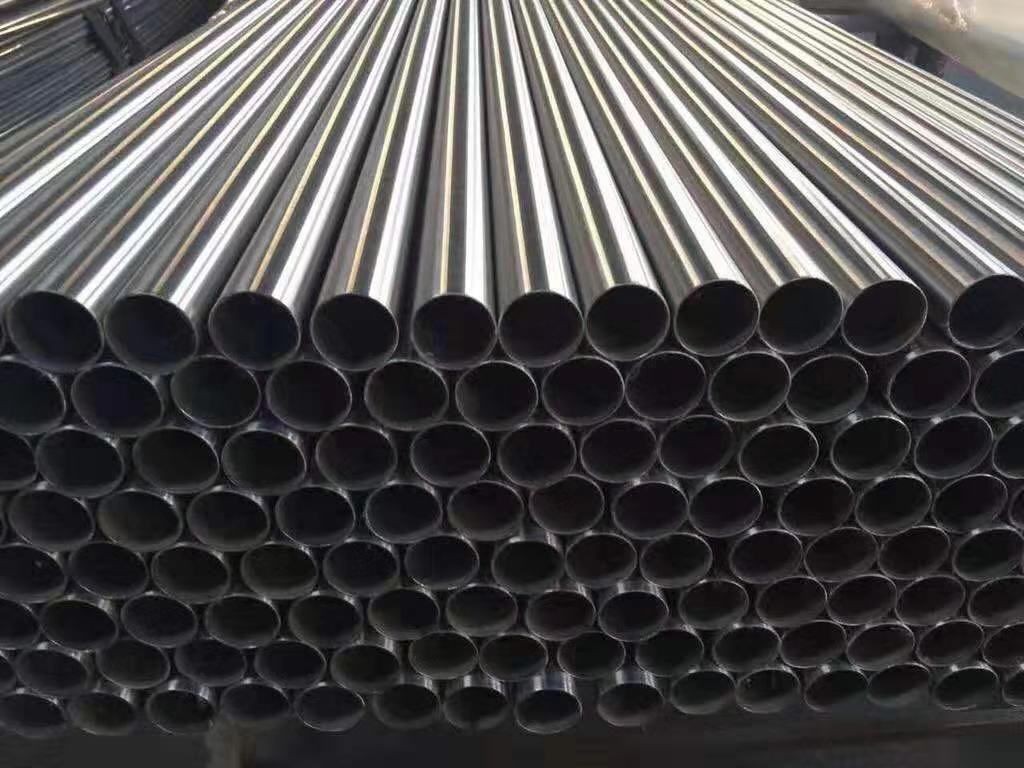  stainless steel pipes