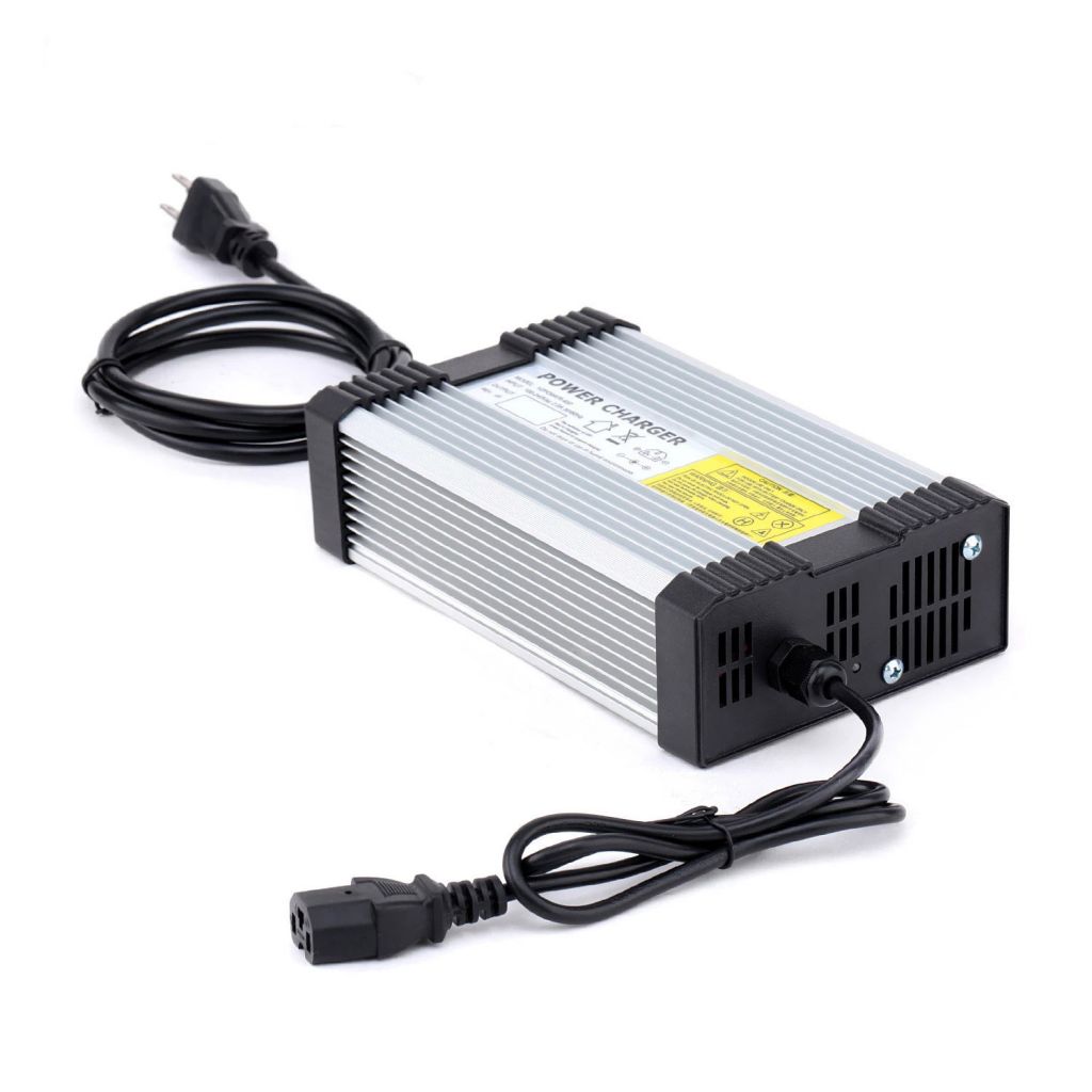 67.2V 5A Lithium Battery Charger for 60V Li-ion Polymer Scooter With CE ROHS 100V - 240V AC