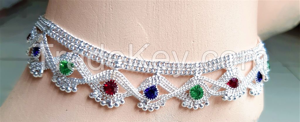 ELEGANT ANKLETS