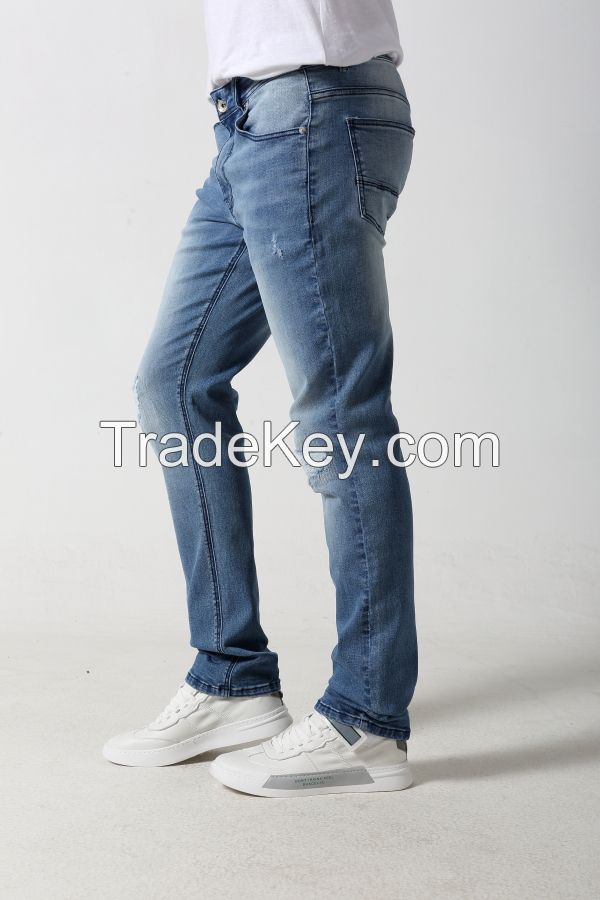 Men'straight slim denim jeans with distressed and nice stitches