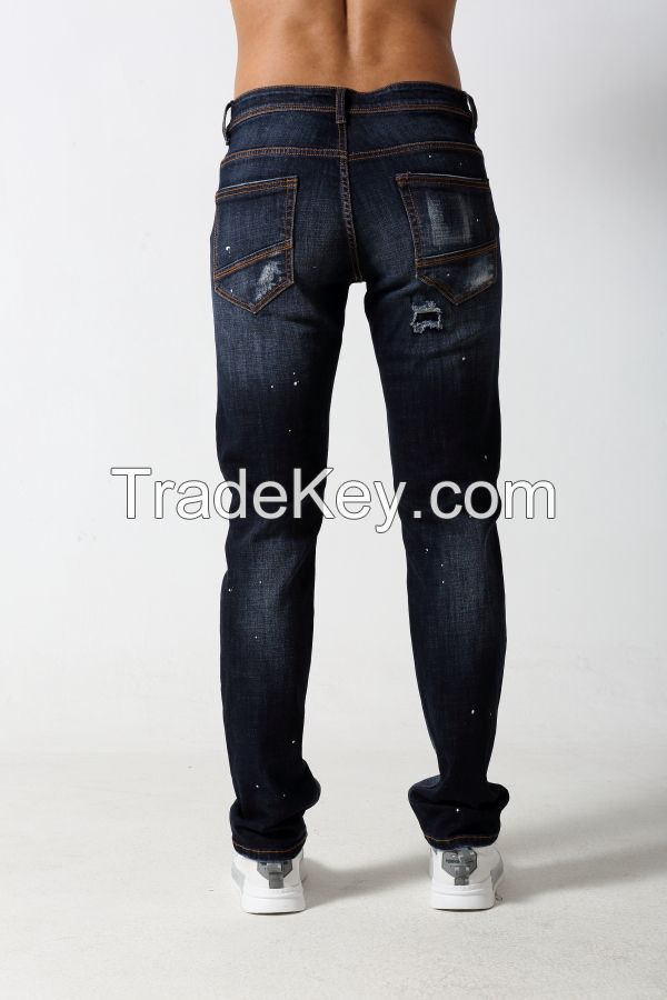 Men's Slim straight jeans with super wash treatment