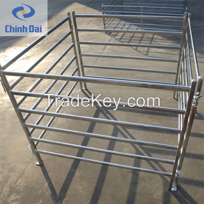 Galvanized Steel Oval Rail Fence - Cattle Panels