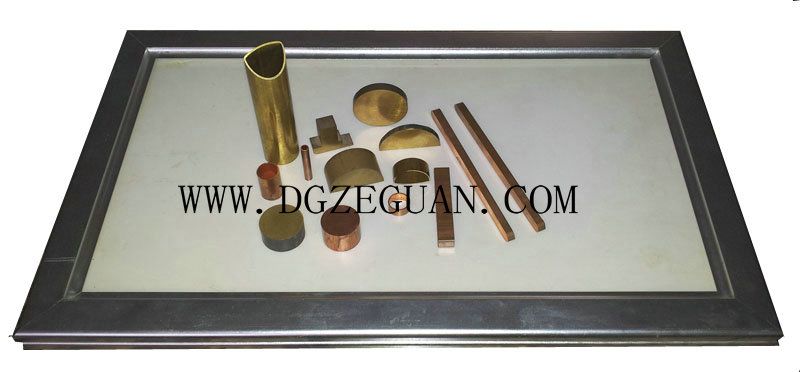 Copper bar cutting machine