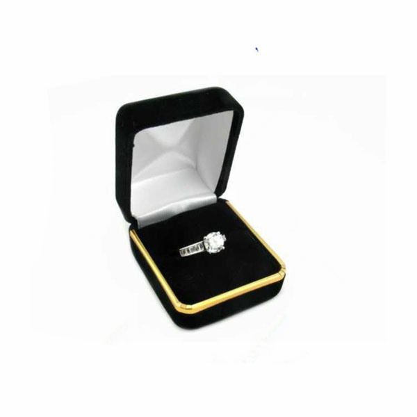 Velvet jewelry boxes ring box Necklace pendant box