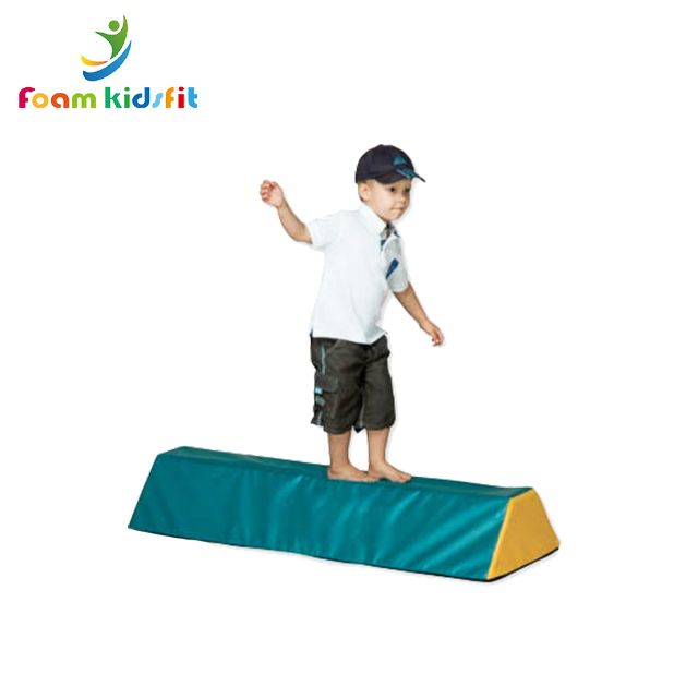 Kids gymnastic folding balance beam mat