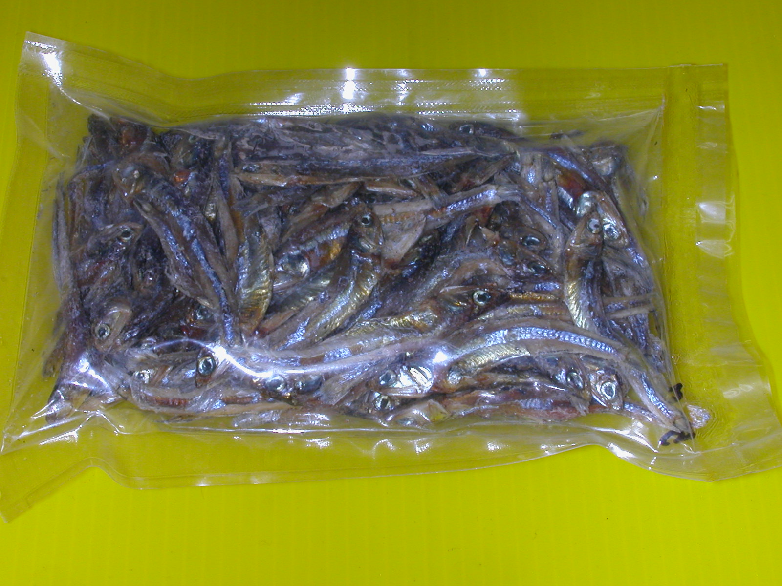dried anchovies fish