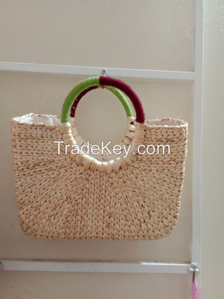 straw handbags