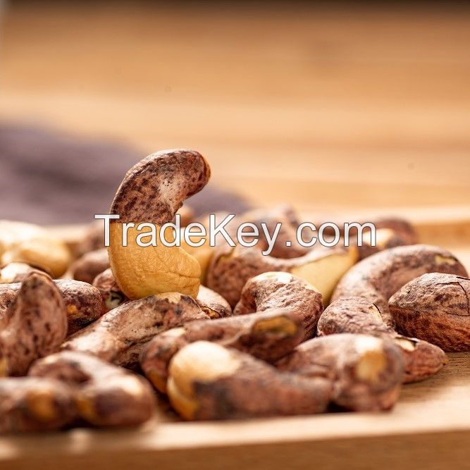 High Quality W320 W240 Pure Natural Import Plump Particles Roasted Raw Organic Cashew Nuts