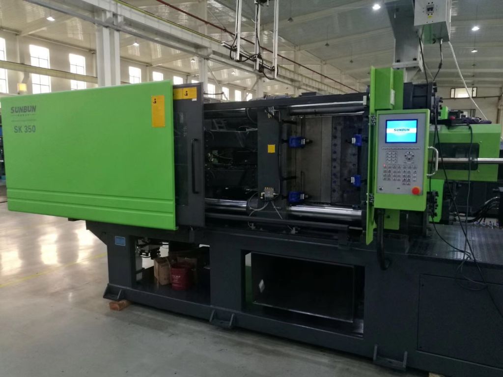 China Sunbun SK180 Mini small plastic injection molding machine with servo motor