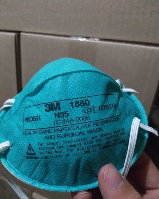 3M 1860 Surgical Mask