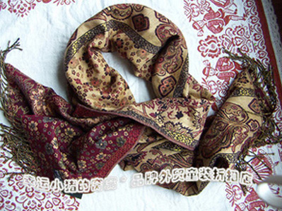 hand-made Nepalese shawls with delicate and intricate designs