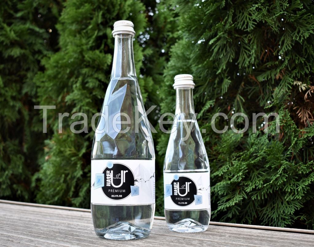 Mineral sparkling water 