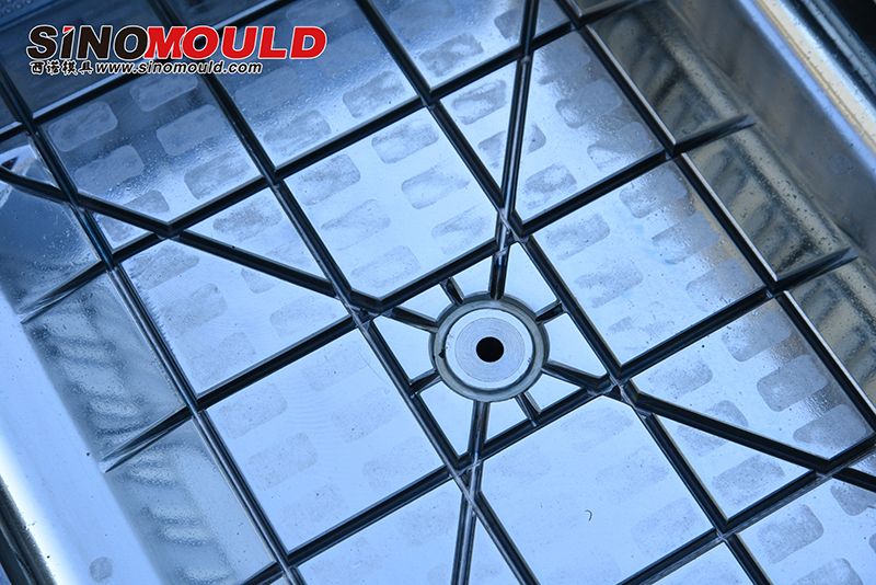 Plastic Injection Crate Mold