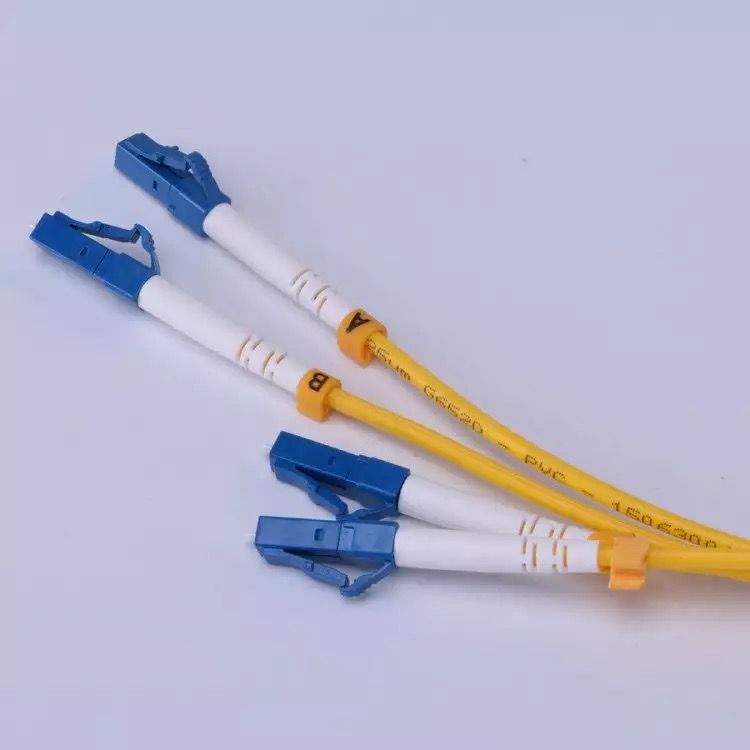 Fiber Optic Patch Cord MPO-LC 12 24 Cores OM4