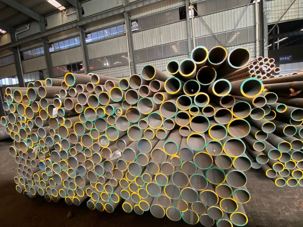 Seamless Cr-Mo Alloy Steel Pipe