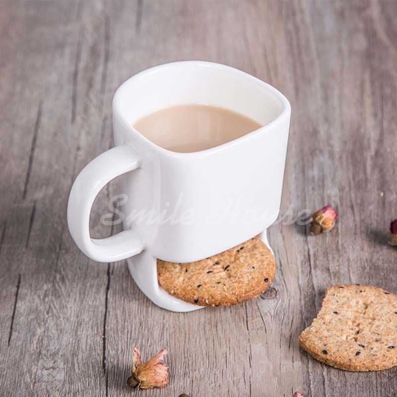 White Ceramic biscuit mug with the handle