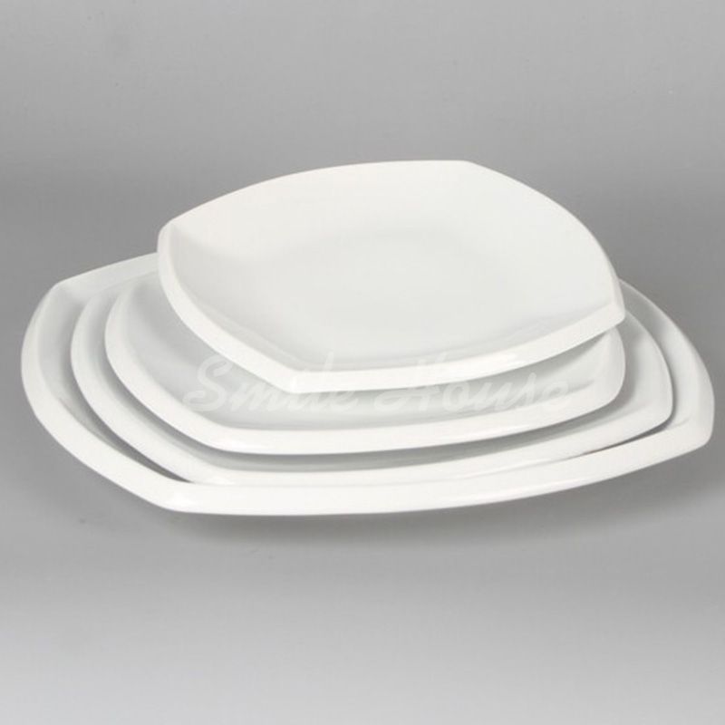 Different size ceramic dinner plates and kitchen ceramic