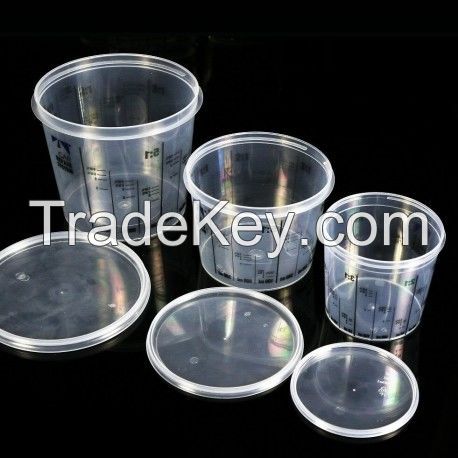 Plastic Calibrated Mixing Cup