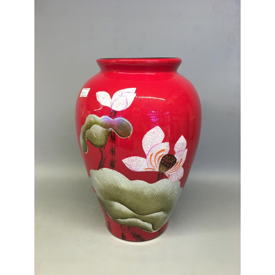 Lacquer Wooden Flower Vase